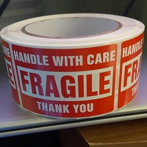 500 Red Fragile Handle With Care Stickers